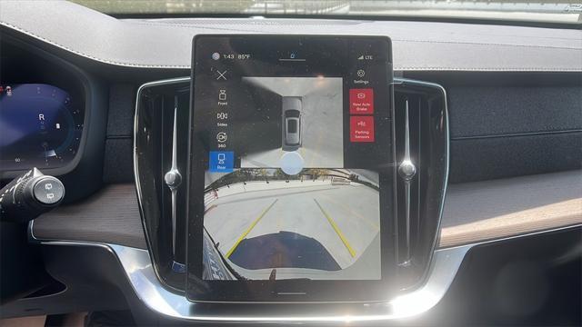 new 2025 Volvo XC90 car, priced at $68,245