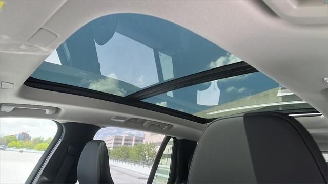 new 2025 Volvo XC90 car, priced at $68,245