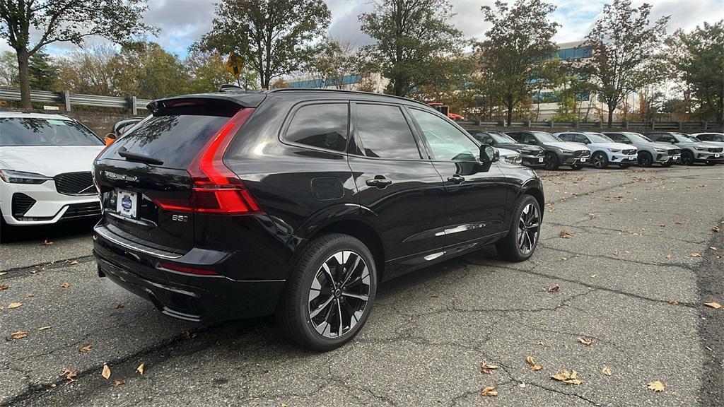 new 2026 Volvo XC60 car, priced at $57,985