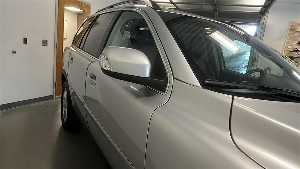 used 2009 Volvo XC90 car, priced at $5,994
