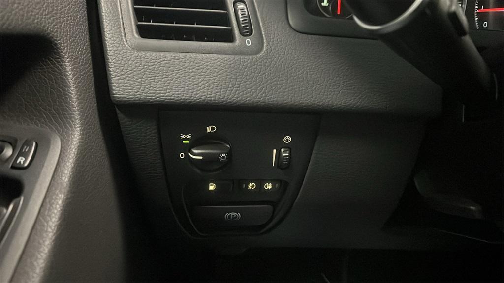 used 2009 Volvo XC90 car, priced at $5,994