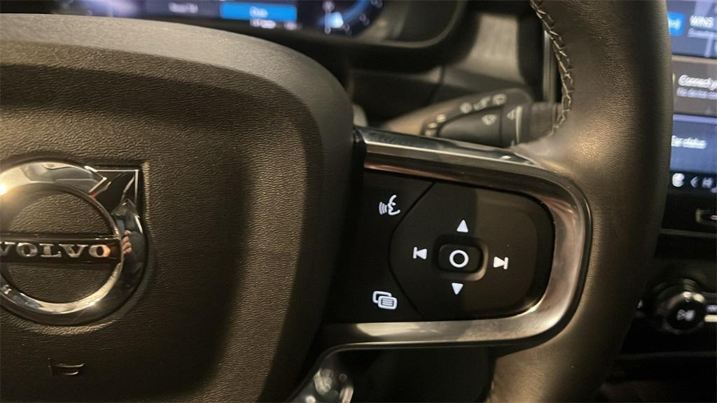 used 2025 Volvo XC40 car, priced at $32,863