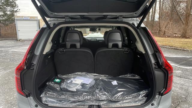new 2025 Volvo XC90 Plug-In Hybrid car, priced at $82,405
