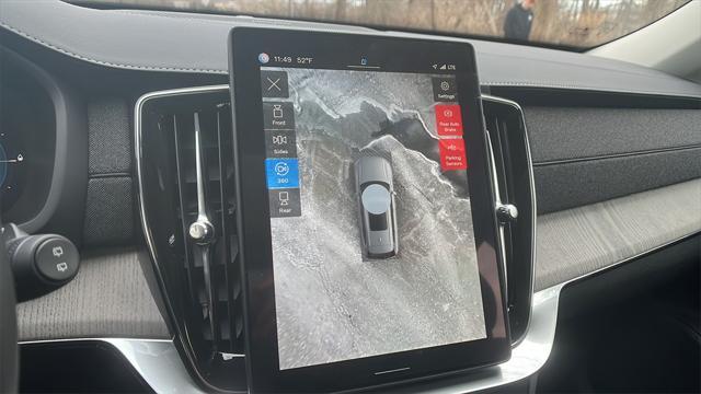 new 2025 Volvo XC90 Plug-In Hybrid car, priced at $82,405