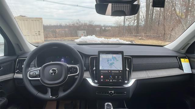 new 2025 Volvo XC90 Plug-In Hybrid car, priced at $82,405