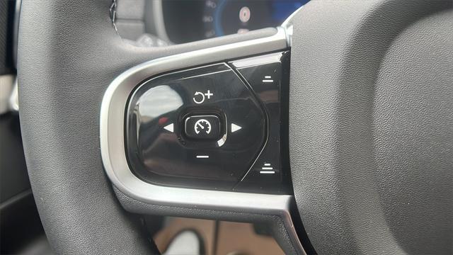 new 2025 Volvo XC90 Plug-In Hybrid car, priced at $82,405