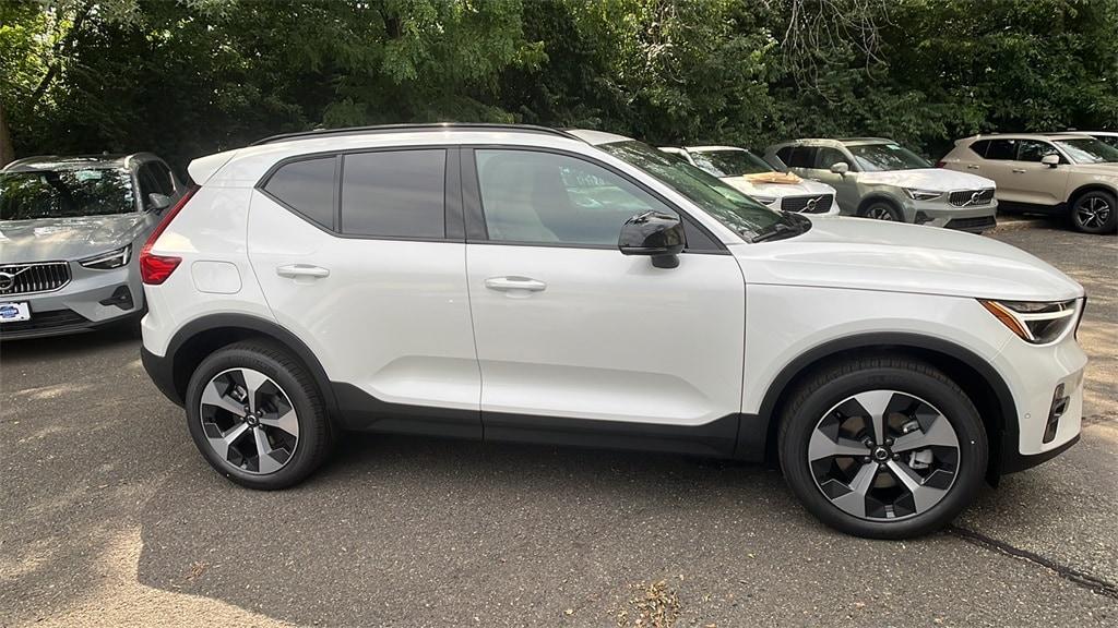 new 2025 Volvo XC40 car, priced at $47,345