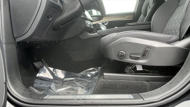 used 2025 Volvo XC90 car, priced at $69,150