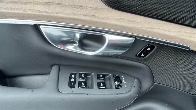 used 2025 Volvo XC90 car, priced at $69,150