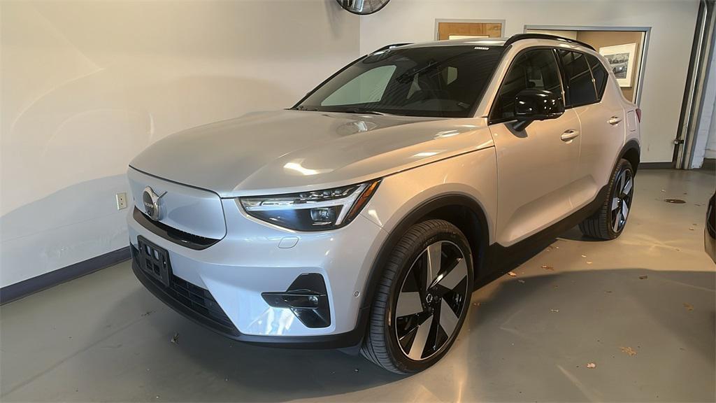 used 2023 Volvo XC40 Recharge Pure Electric car, priced at $34,899