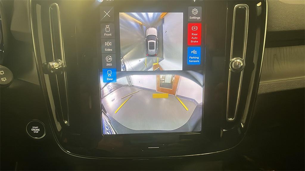 used 2026 Volvo XC40 car, priced at $52,392