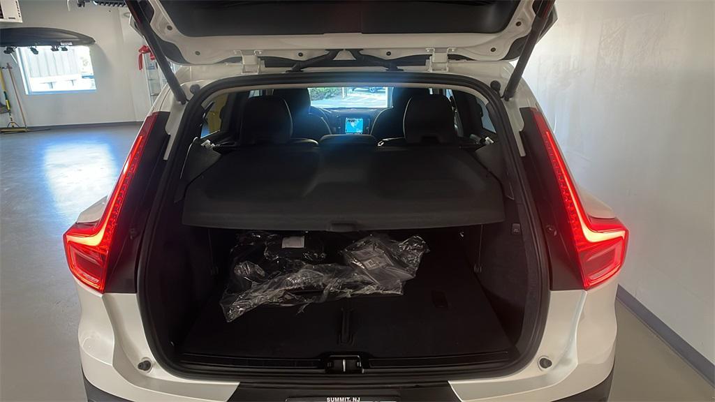 used 2026 Volvo XC40 car, priced at $52,392