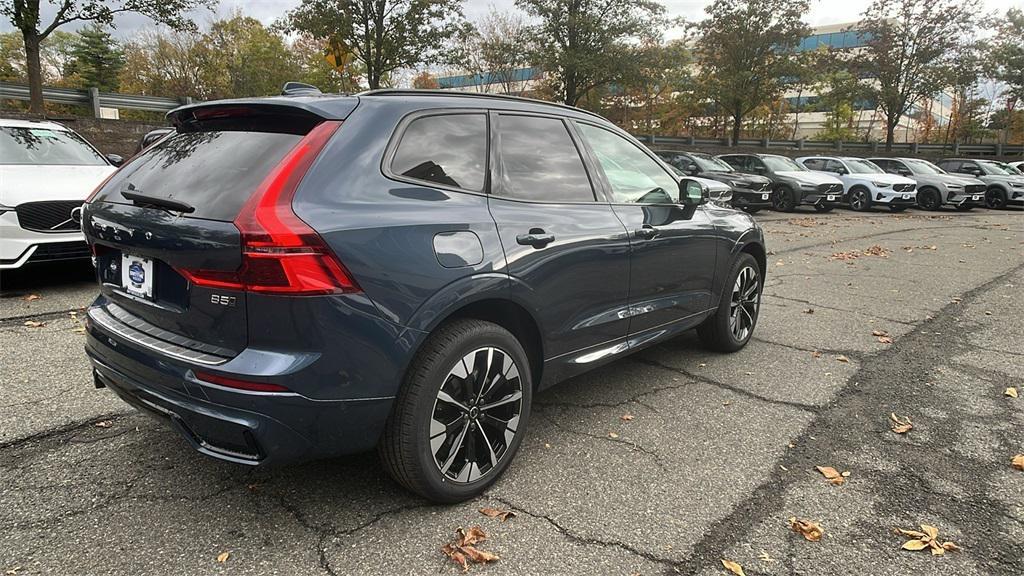 new 2026 Volvo XC60 car, priced at $57,985