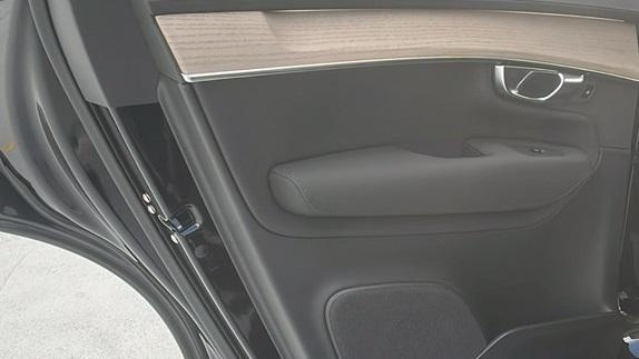 new 2026 Volvo XC90 car, priced at $71,825