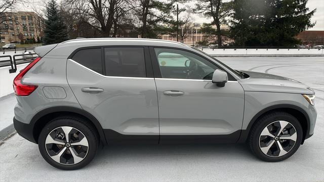 new 2025 Volvo XC40 car, priced at $51,040