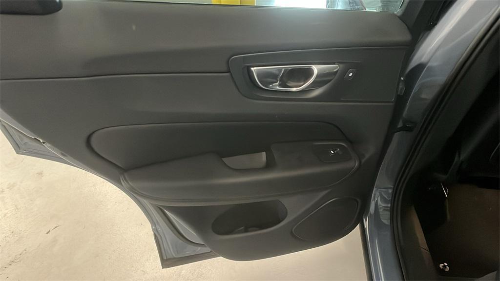 used 2023 Volvo XC60 car, priced at $36,979