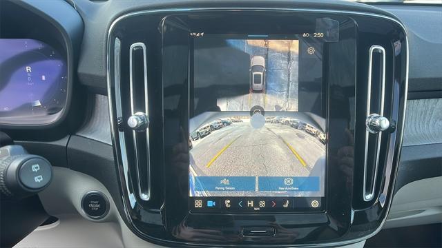 new 2025 Volvo XC40 car, priced at $48,335