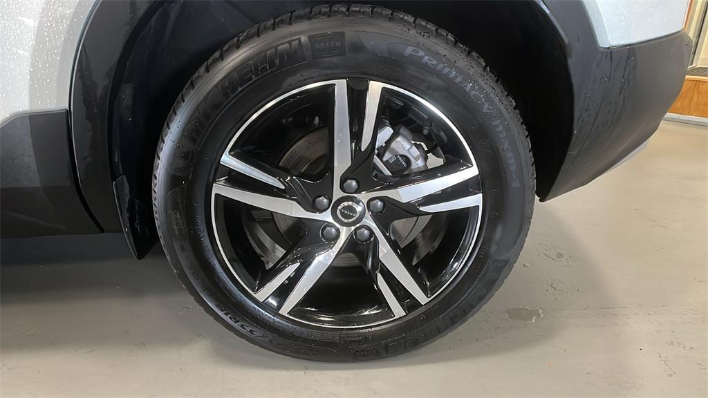 used 2025 Volvo XC40 car, priced at $34,845