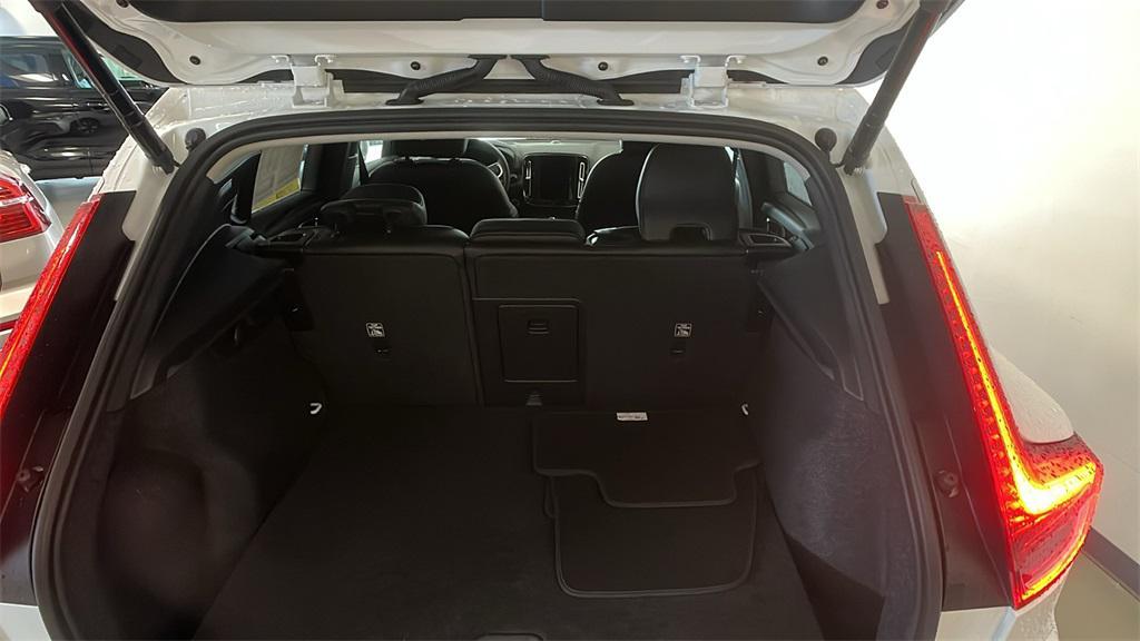 used 2025 Volvo XC40 car, priced at $34,845