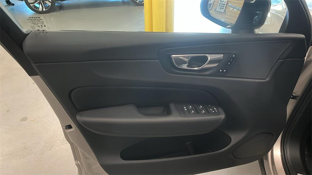 used 2025 Volvo XC60 car, priced at $38,899