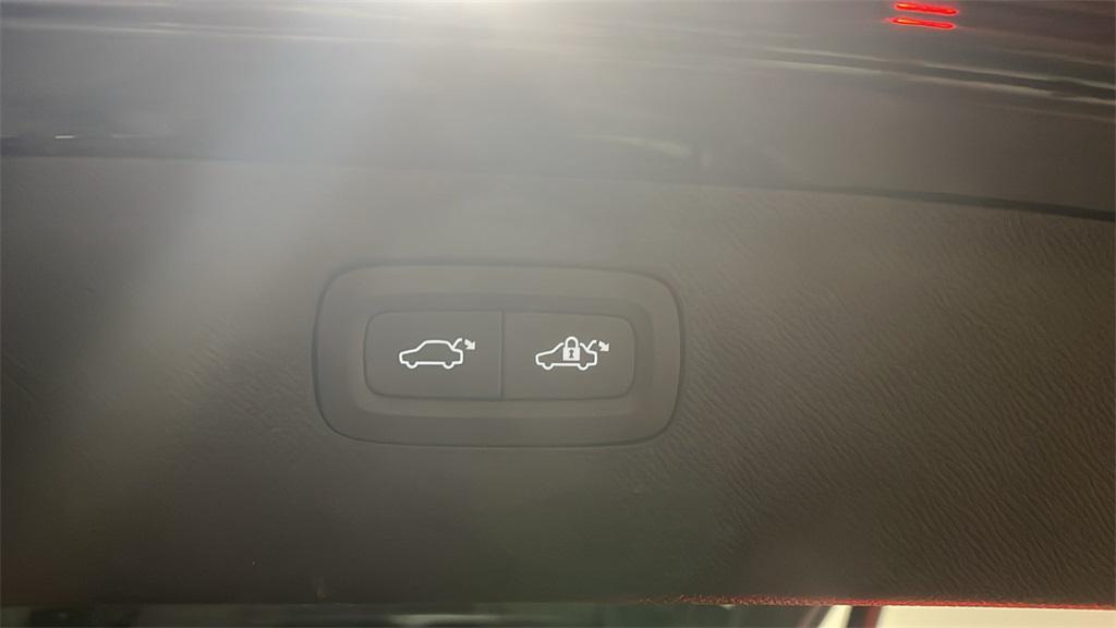 used 2023 Volvo XC90 Recharge Plug-In Hybrid car, priced at $53,998
