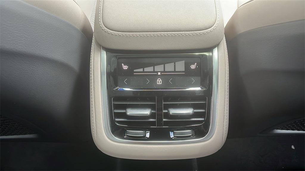 new 2026 Volvo XC90 car, priced at $71,825