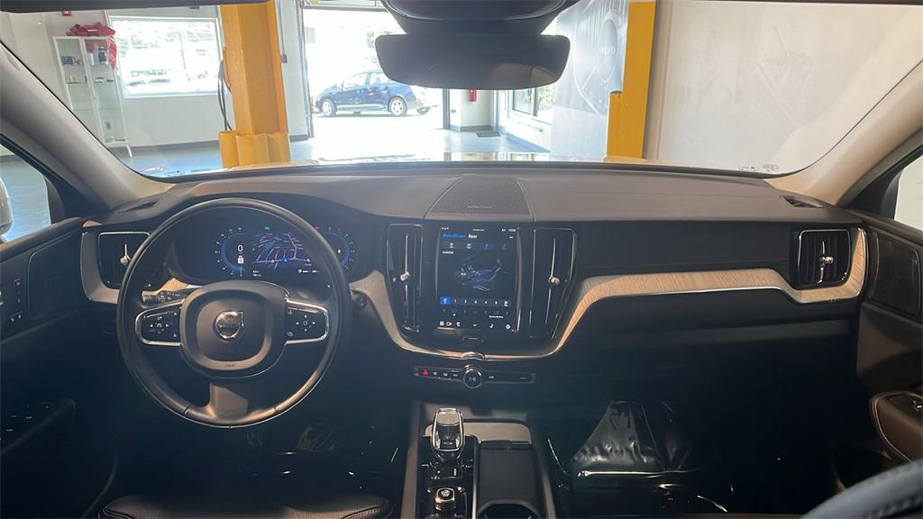 used 2022 Volvo XC60 car, priced at $34,335