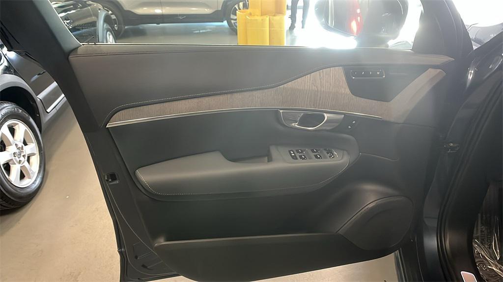 used 2024 Volvo XC90 Recharge Plug-In Hybrid car, priced at $59,989
