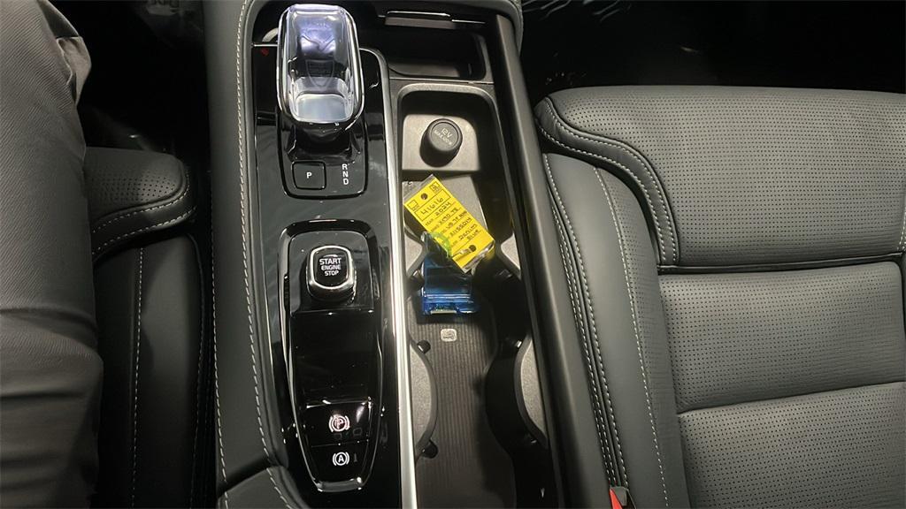 used 2024 Volvo XC90 Recharge Plug-In Hybrid car, priced at $59,989
