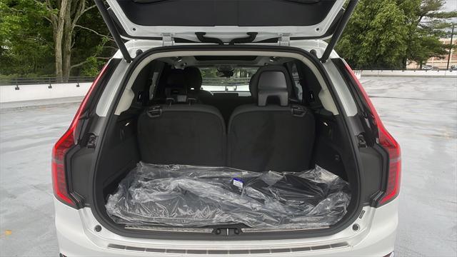 new 2025 Volvo XC90 car, priced at $69,155