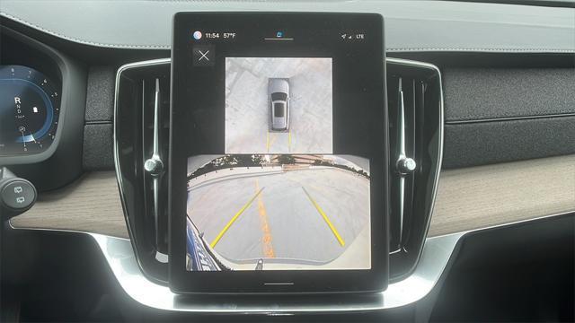 new 2025 Volvo XC90 car, priced at $69,155