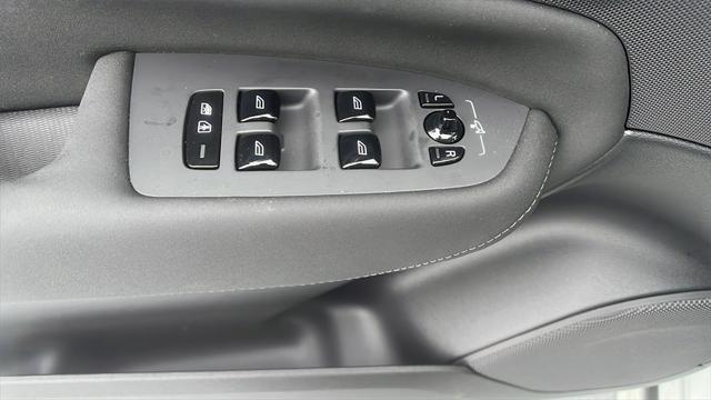 new 2025 Volvo XC90 car, priced at $69,155