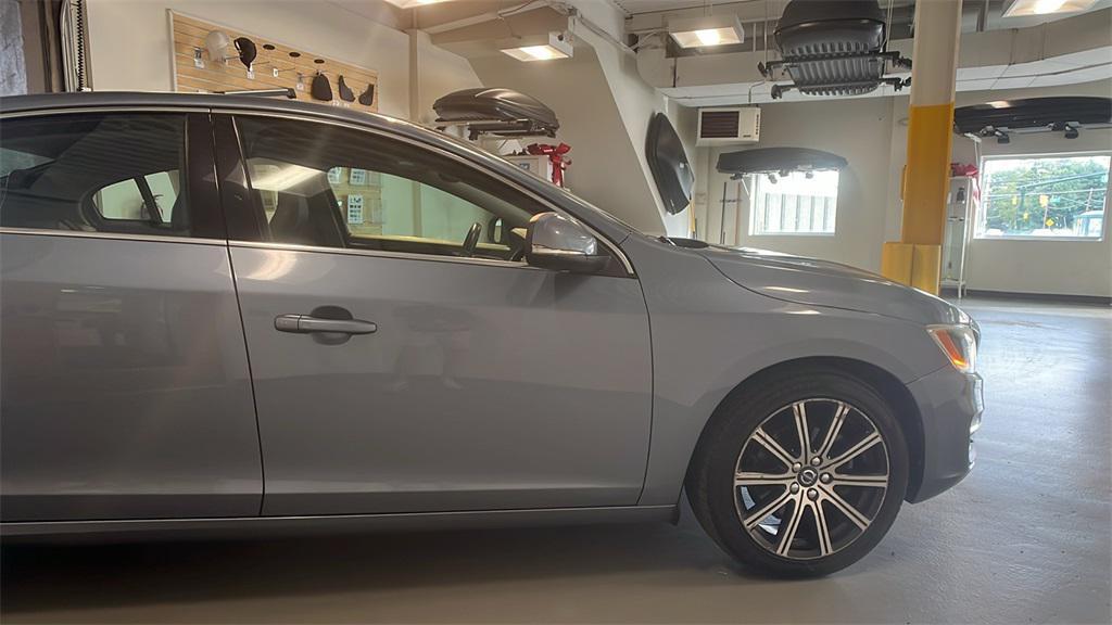 used 2017 Volvo S60 Inscription car, priced at $14,249