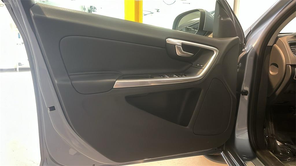 used 2017 Volvo S60 Inscription car, priced at $14,249