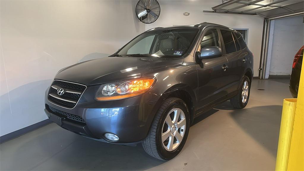 used 2009 Hyundai Santa Fe car, priced at $5,000