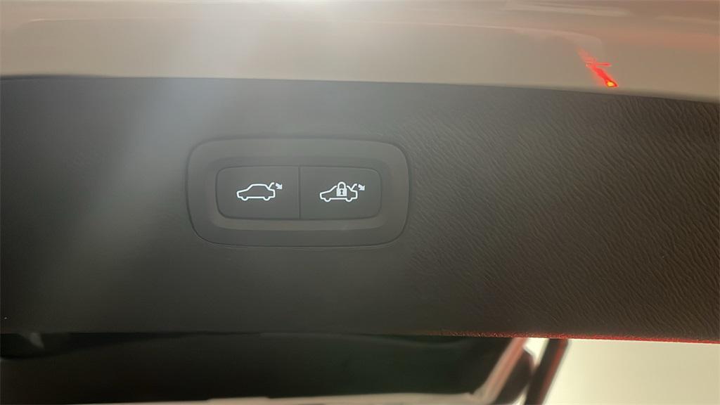 used 2025 Volvo XC90 car, priced at $49,499