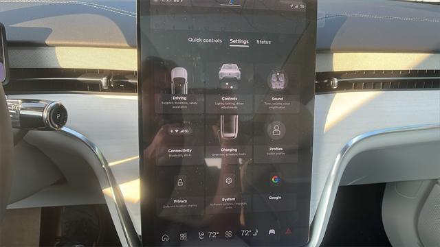 new 2025 Volvo EX90 car, priced at $85,640