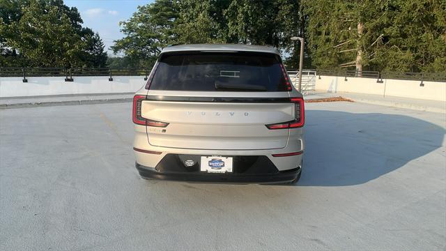 new 2025 Volvo EX90 car, priced at $85,640