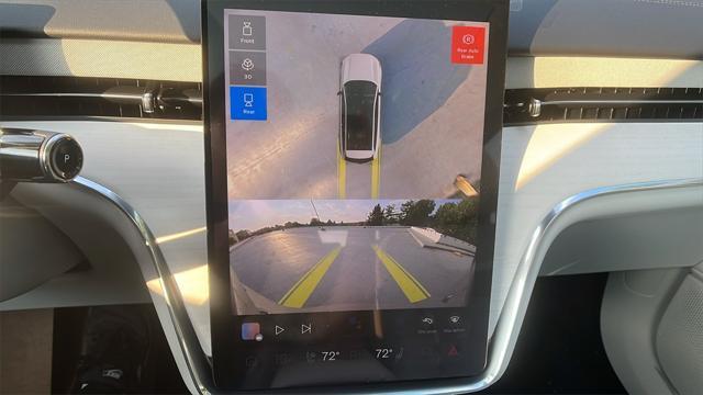 new 2025 Volvo EX90 car, priced at $85,640