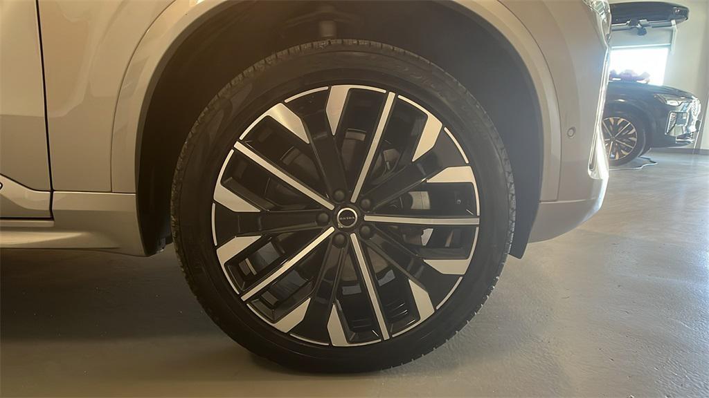 used 2025 Volvo XC90 car, priced at $50,000