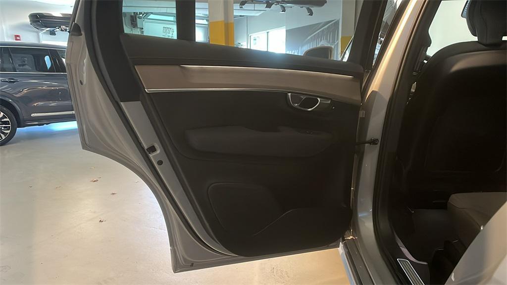 used 2025 Volvo XC90 car, priced at $50,000