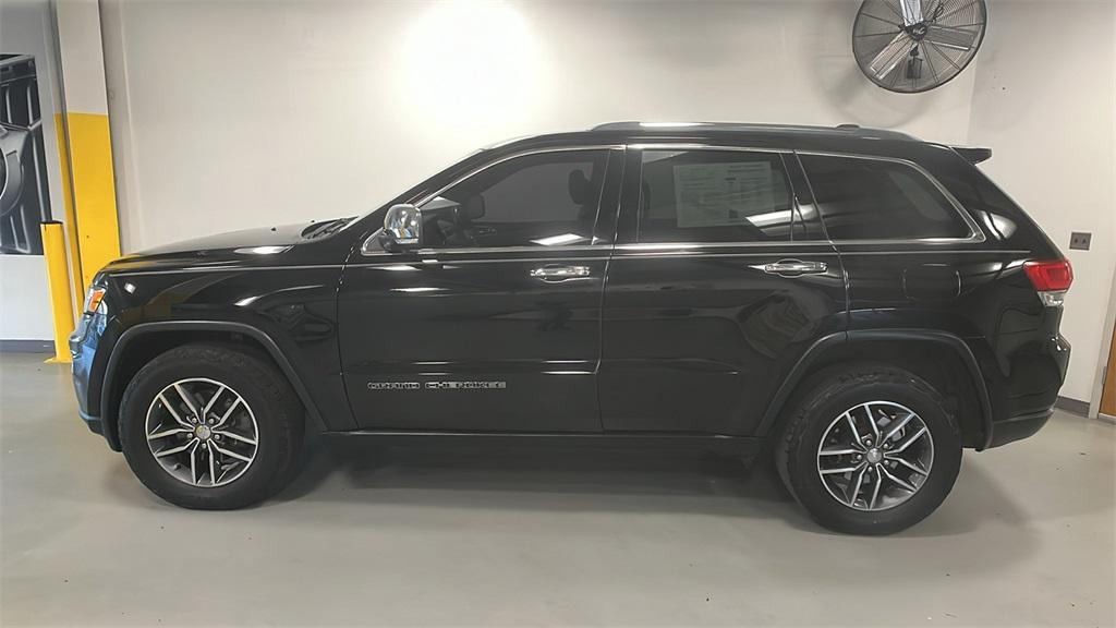 used 2018 Jeep Grand Cherokee car, priced at $13,385