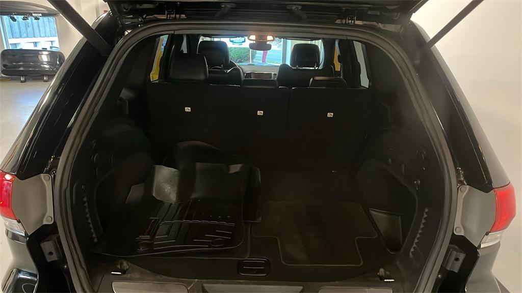 used 2018 Jeep Grand Cherokee car, priced at $13,385