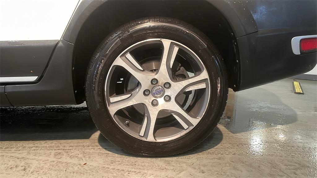 used 2015 Volvo XC70 car, priced at $9,459