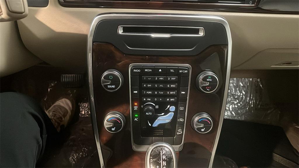 used 2015 Volvo XC70 car, priced at $9,459