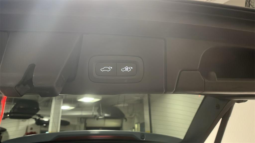 used 2023 Volvo XC60 car, priced at $36,485