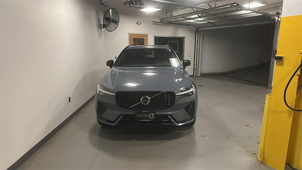 used 2023 Volvo XC60 car, priced at $36,485