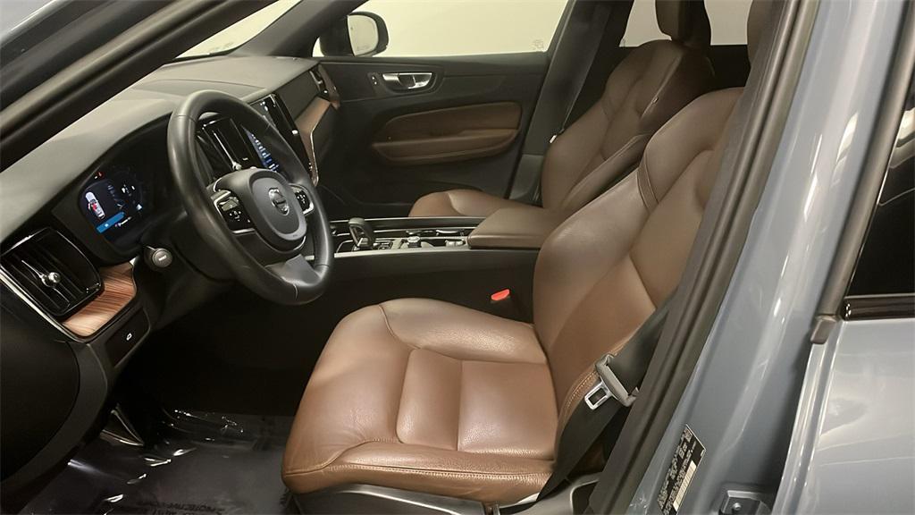 used 2023 Volvo XC60 car, priced at $36,485