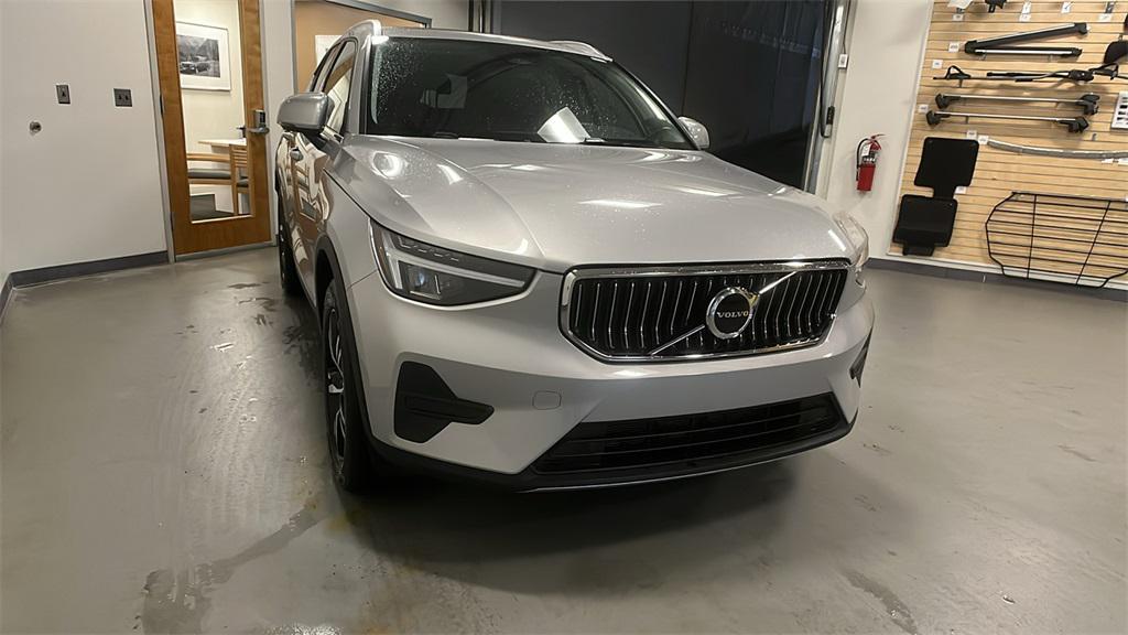 used 2025 Volvo XC40 car, priced at $29,495