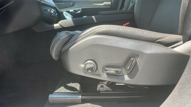 new 2026 Volvo XC90 car, priced at $76,450